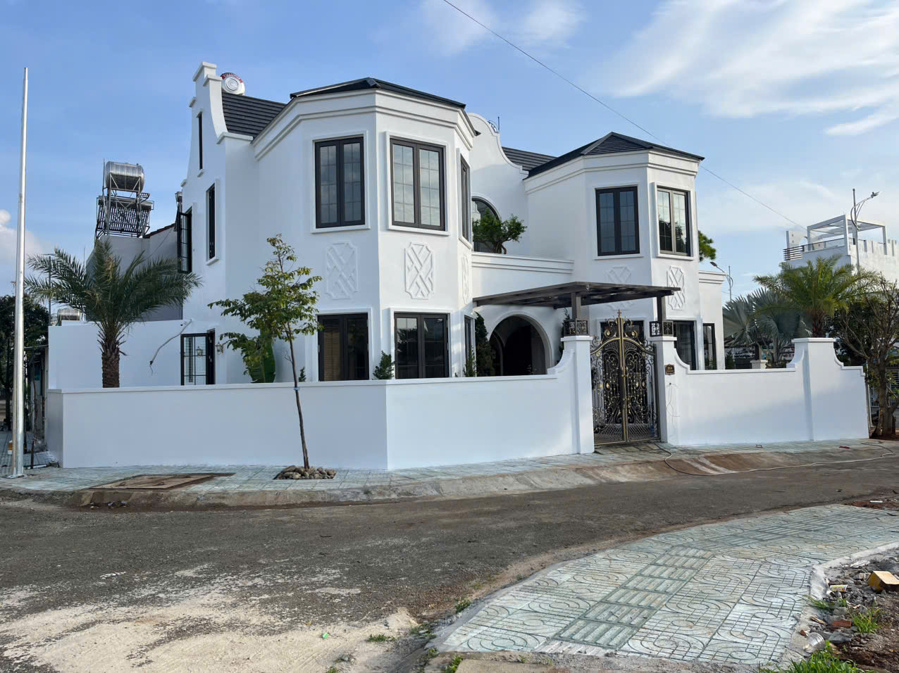 Xây dựng biệt thự đại hòa hưng