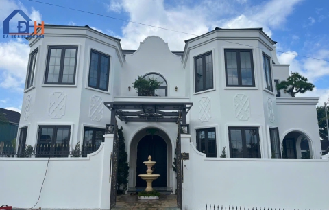 Xây dựng biệt thự phong cách Indochine tại Đức Trọng, Lâm Đồng